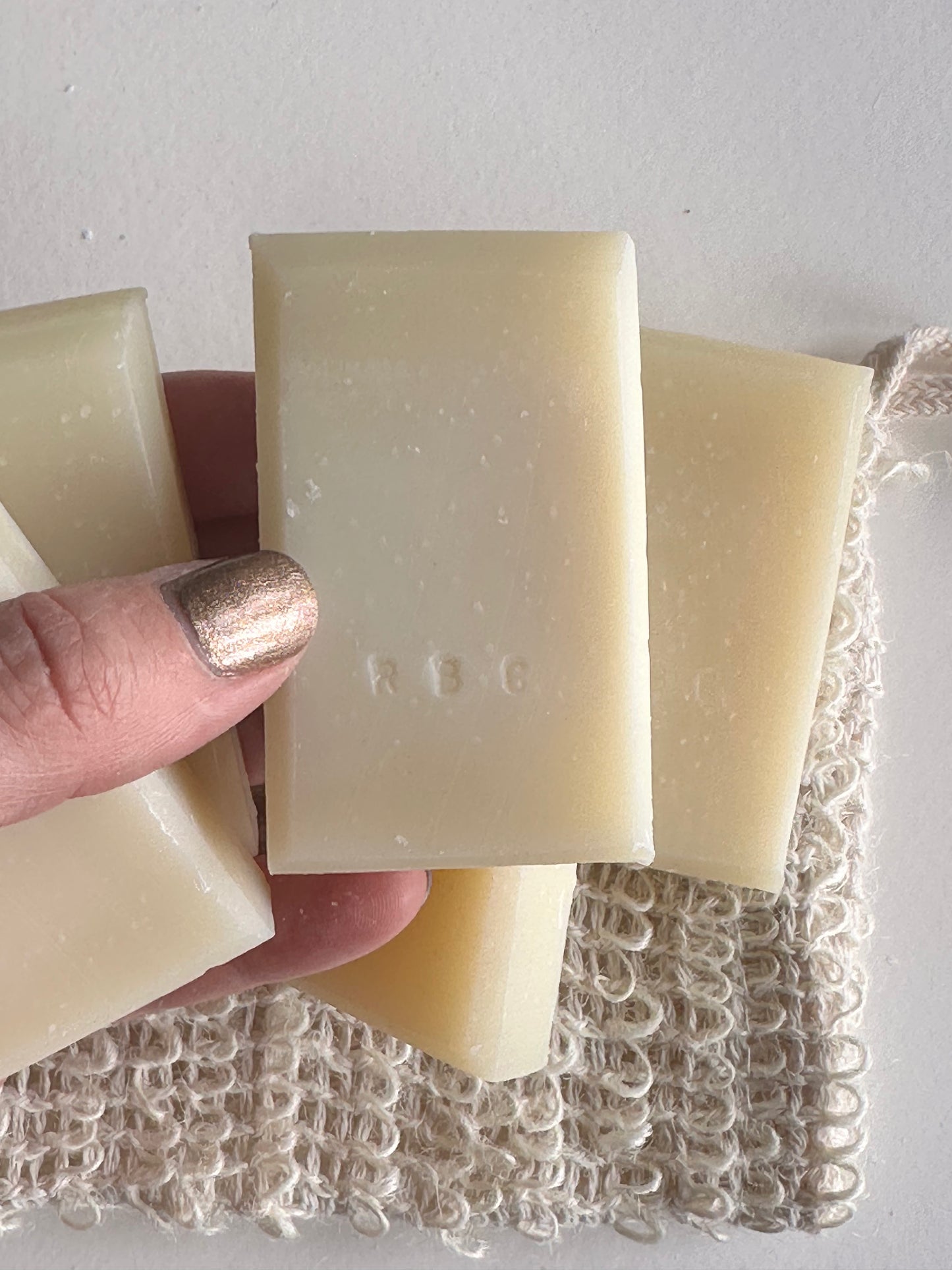 All Natural Eucalyptus Luxury Travel Soap | Soothing & Cooling | Hydrating | TSA Approved