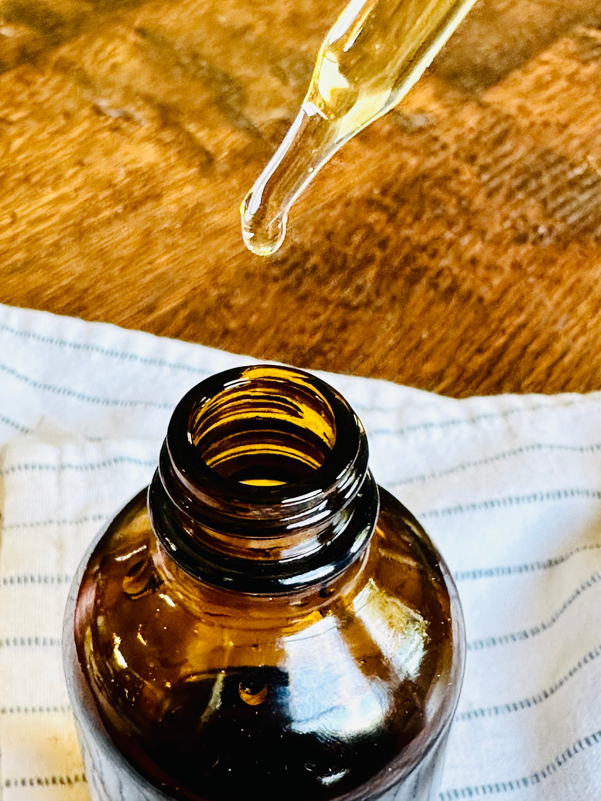 emito Face & Neck Juicy Serum Up Gel 2本 emito Face & Neck Juicy Serum